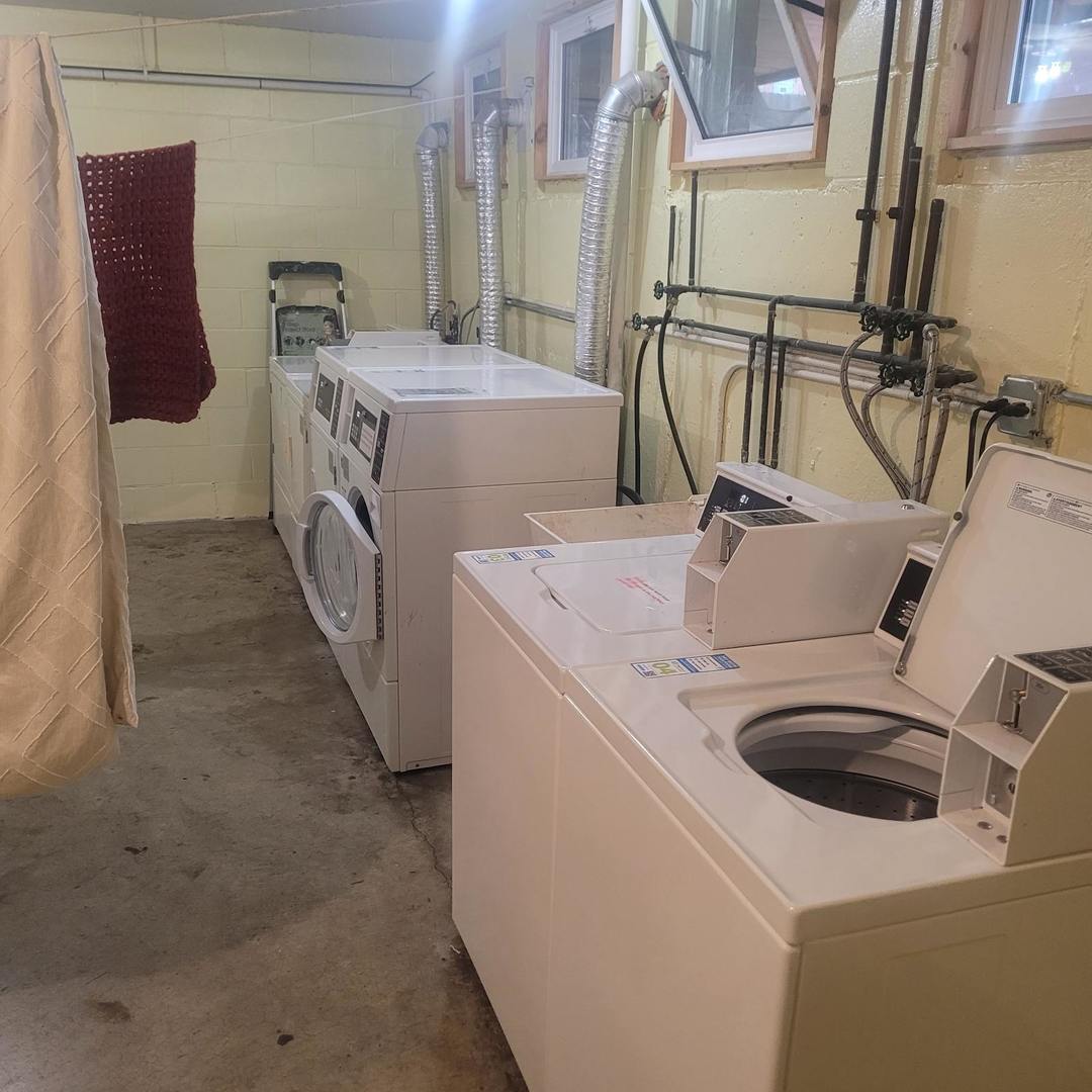 2215 West 111th Street, Unit 101 Chicago, IL 60643 - Photo 27 of 39 a utility room with dryer and washer