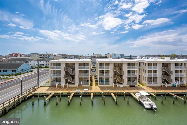 $1,999,900 | 301 14th Street, Unit 308/309, Ocean City, MD 21842