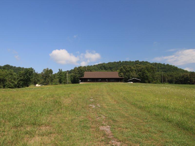 3 Fairview Road Tellico Plains, TN 37385 - Photo 4 of 35 IMG_2055