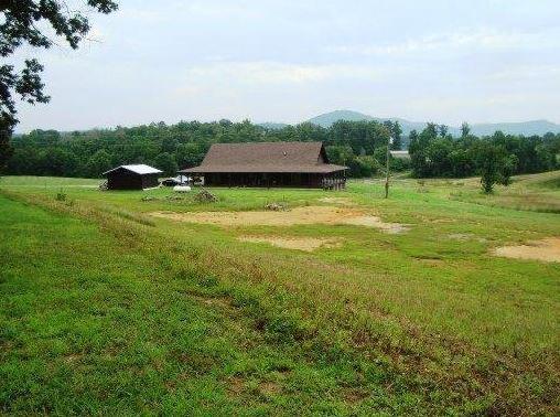 3 Fairview Road Tellico Plains, TN 37385 - Photo 5 of 35 2