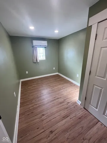 $800 | 2530 North Temple Avenue, Indianapolis, IN 46218