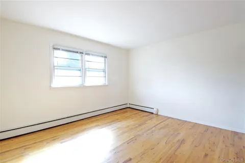 $699,000 | 217 Wellington Road South, Garden City South, NY 11530