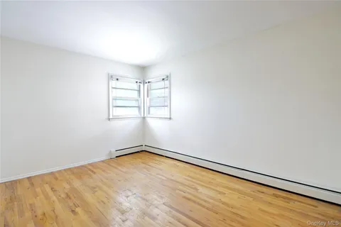 $699,000 | 217 Wellington Road South, Garden City South, NY 11530