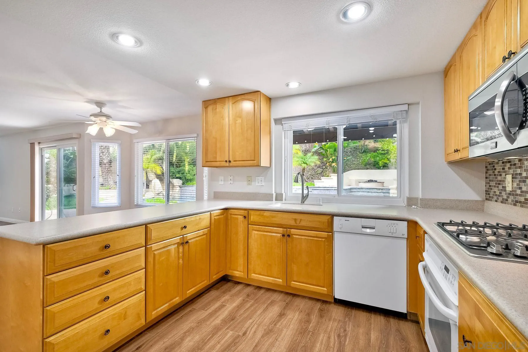 14741 Oakline Road Poway, CA 92064 - Photo 20 of 62 Gallery Image 20