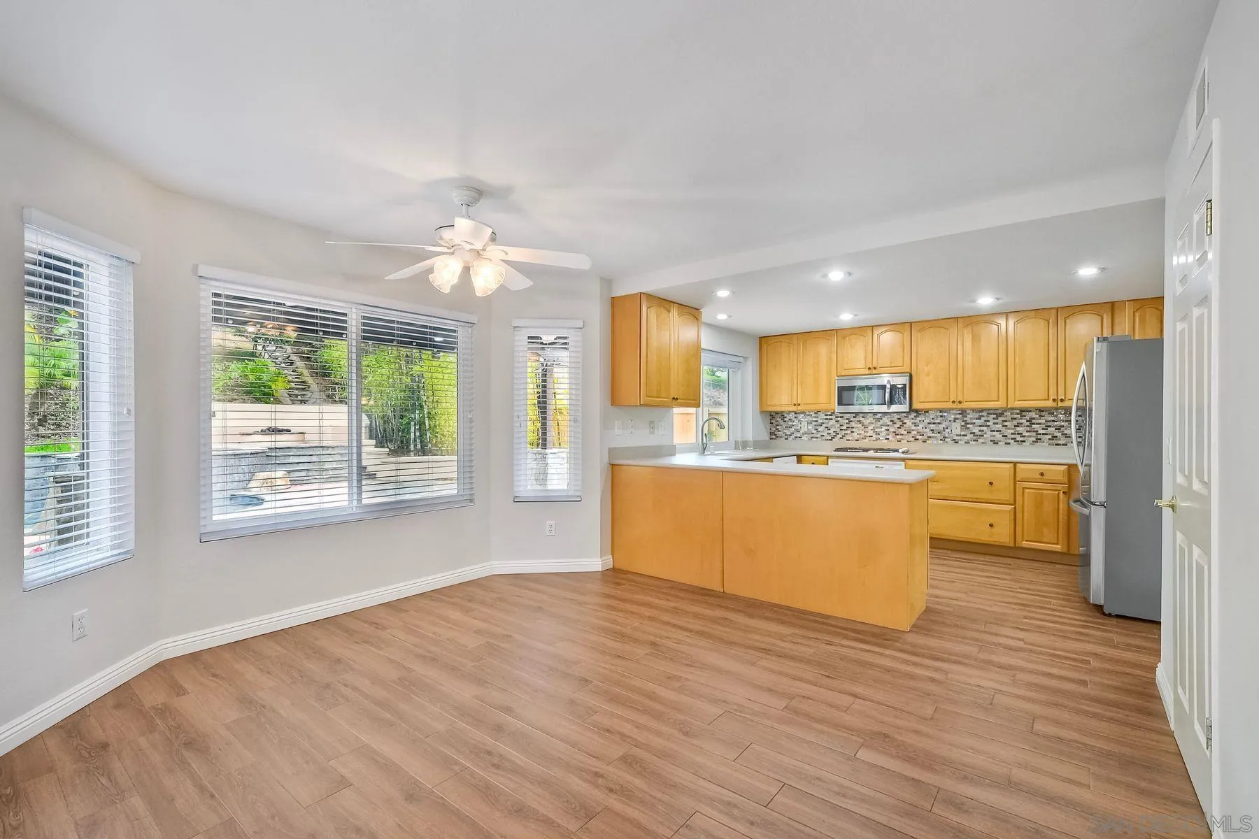 14741 Oakline Road Poway, CA 92064 - Photo 23 of 62 Gallery Image 23