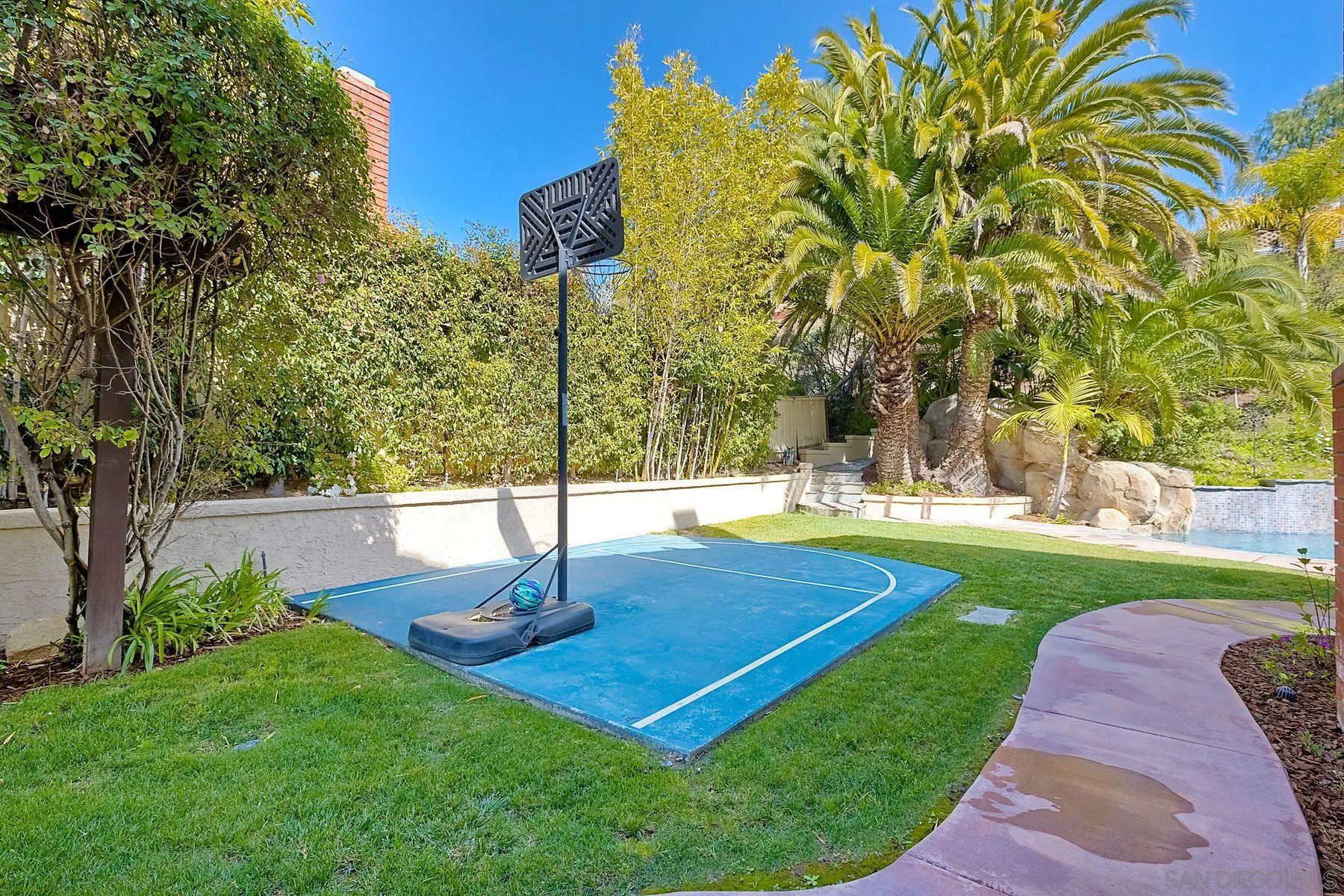 14741 Oakline Road Poway, CA 92064 - Photo 30 of 62 Gallery Image 30