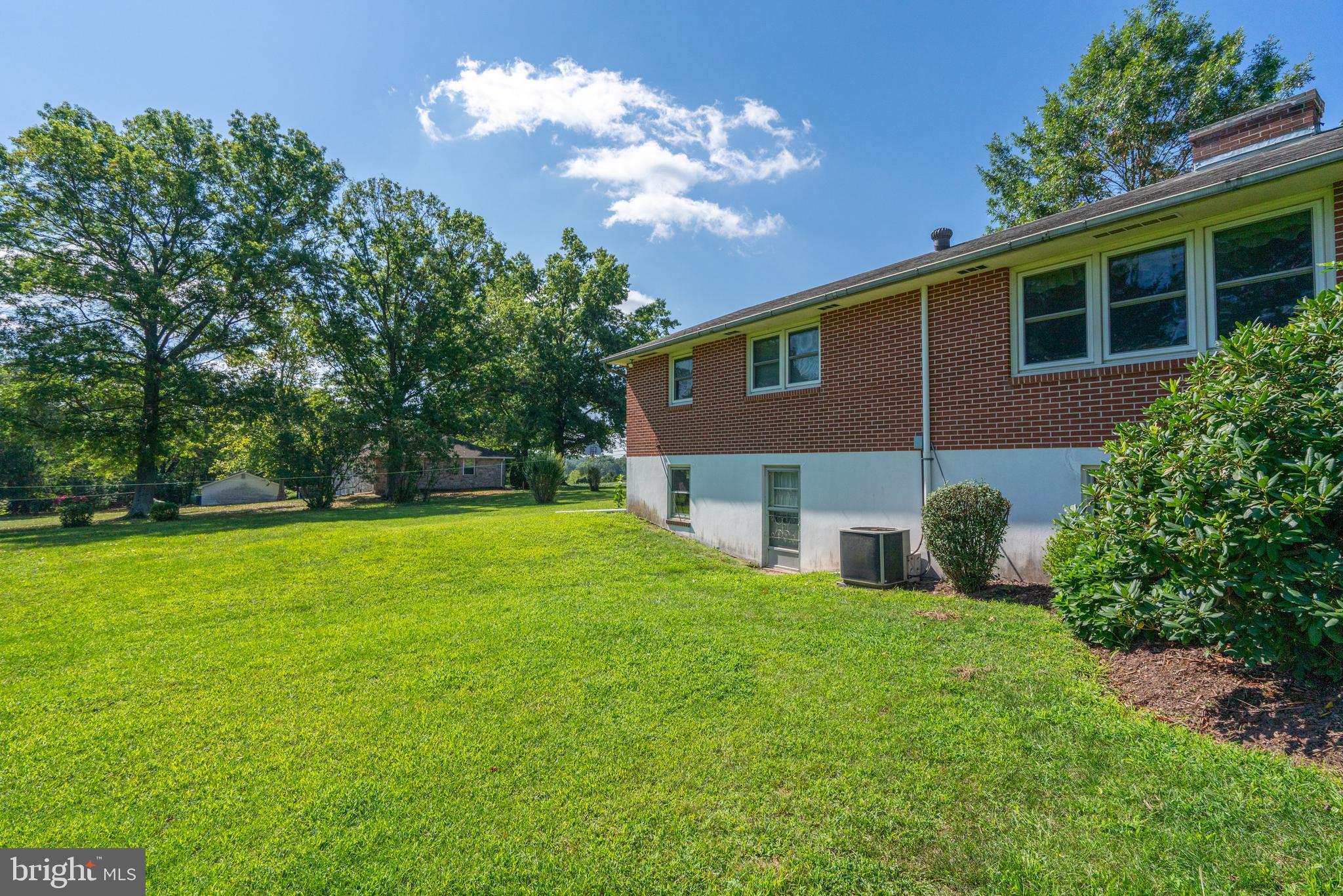 2194 Buck Road Green Lane, PA 18054 - Photo 12 of 75 Gallery Image 12