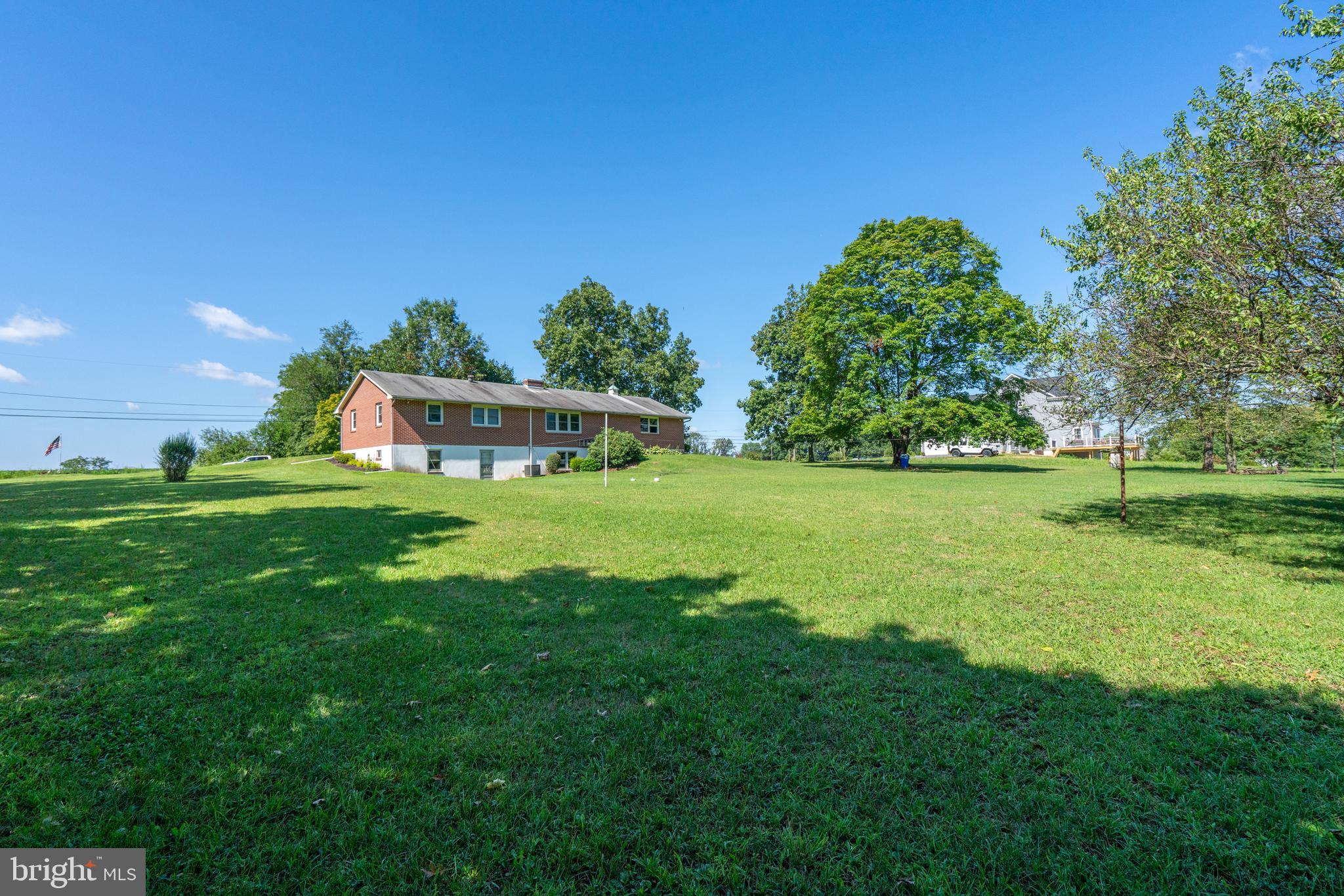 2194 Buck Road Green Lane, PA 18054 - Photo 7 of 75 Gallery Image 7