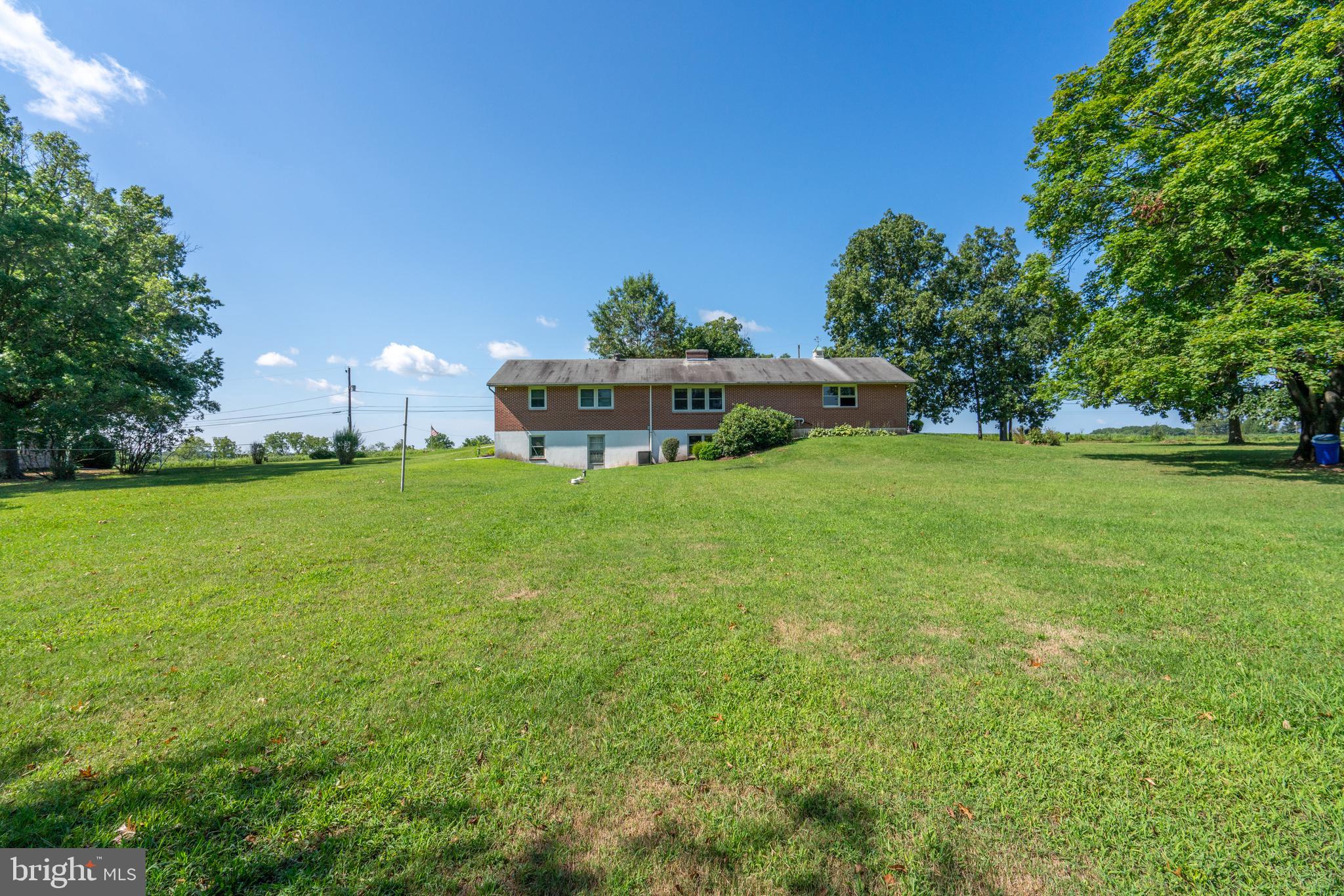 2194 Buck Road Green Lane, PA 18054 - Photo 8 of 75 Gallery Image 8