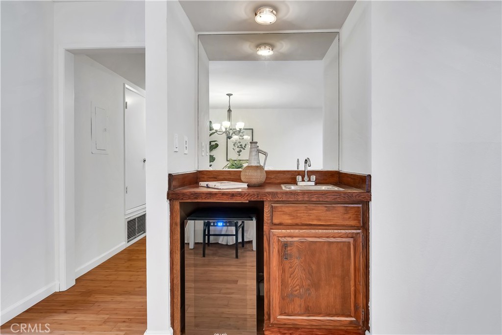 935 Main Street El Segundo, CA 90245 - Photo 7 of 41