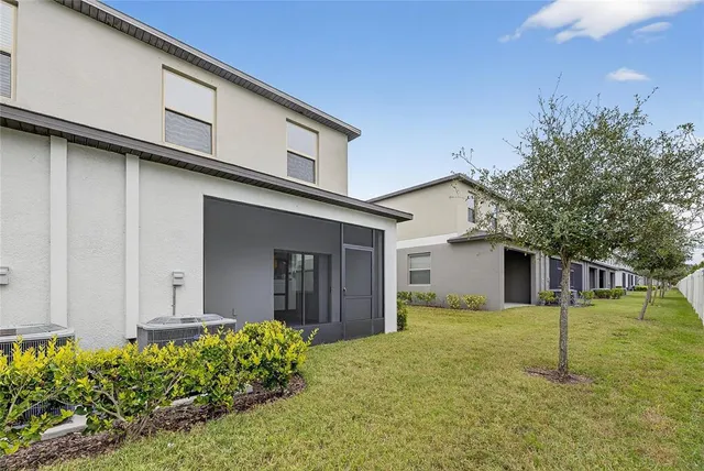 a bathroom with a toilet