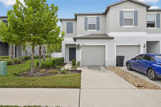 a house view with a outdoor space