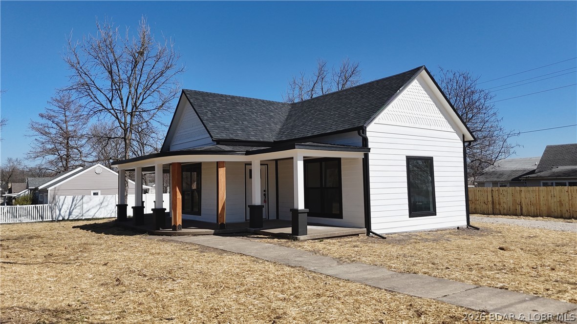 130 South Grand Avenue Eldon, MO 65026 - Photo 3 of 20