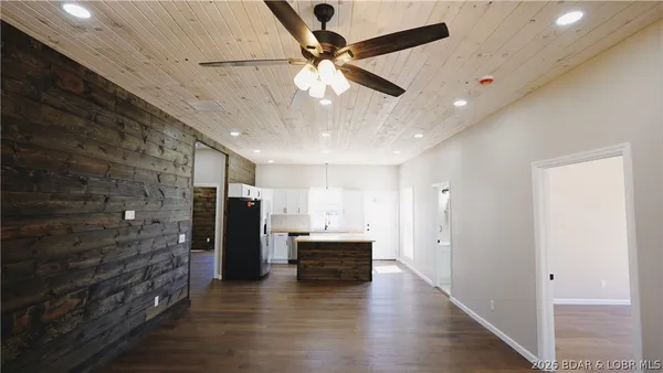 $289,000 | 130 South Grand Avenue, Eldon, MO 65026