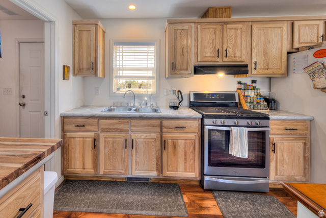 129 Deer Creek Road, Unit 9 La Sal, UT 84530 - Photo 7 of 32