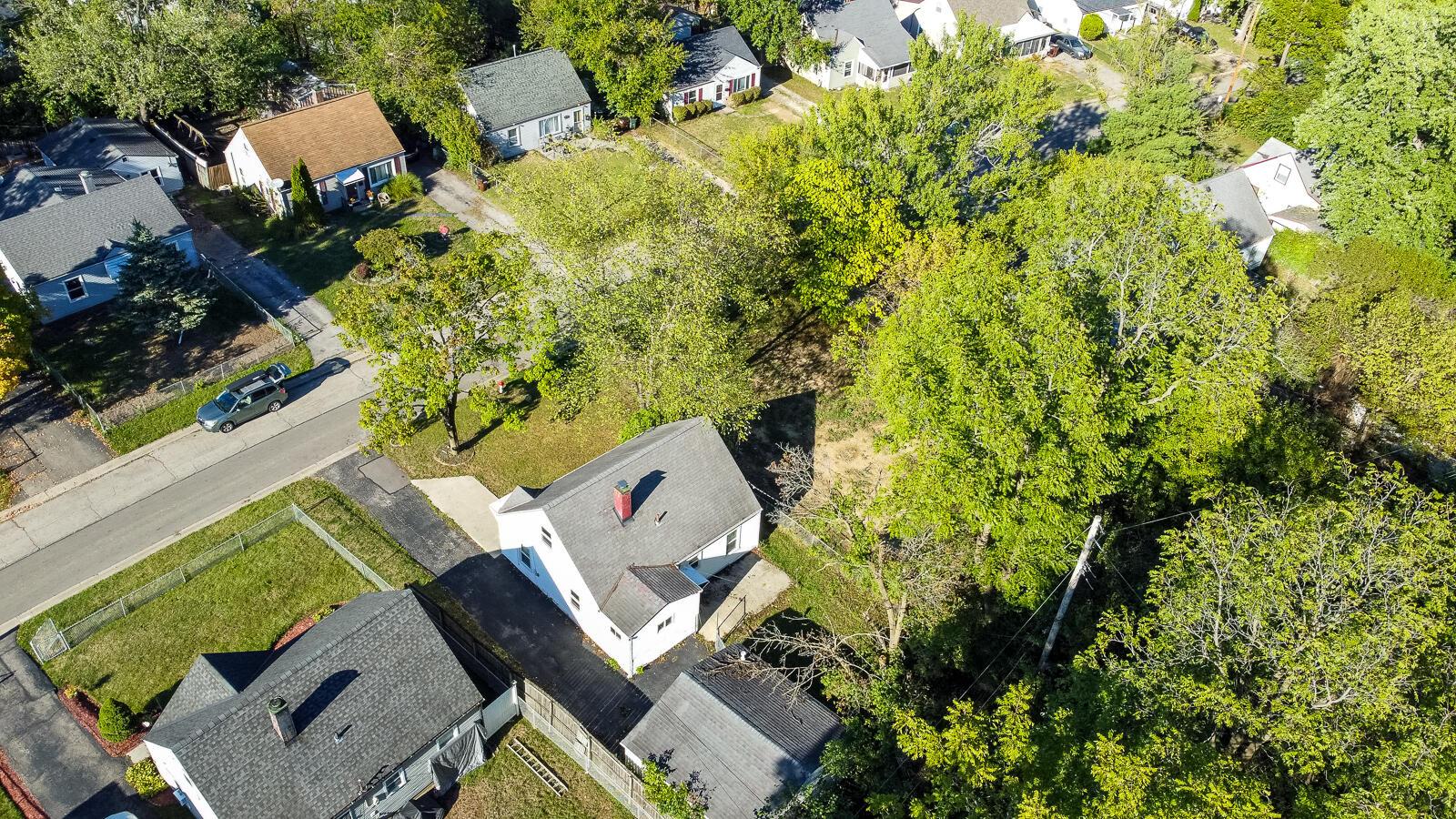 2393 Lindale Road Columbus, OH 43224 - Photo 30 of 42 2393 Lindale-30