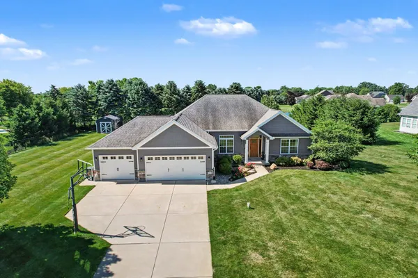 $574,900 | 2851 Jasmine, Schoolcraft, MI 49087