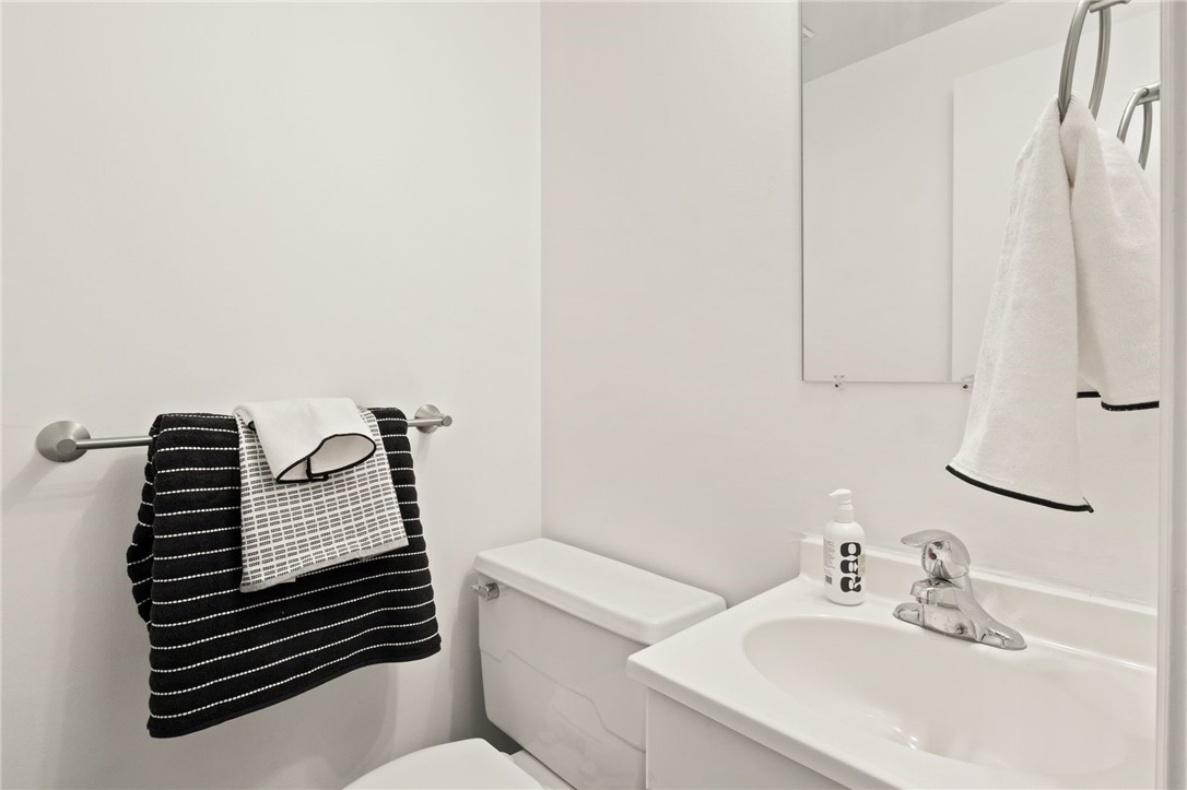 953 East Avenue Rochester, NY 14607 - Photo 13 of 29