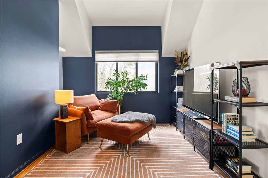 953 East Avenue Rochester, NY 14607 - Photo 20 of 29 flex room off of primary suite