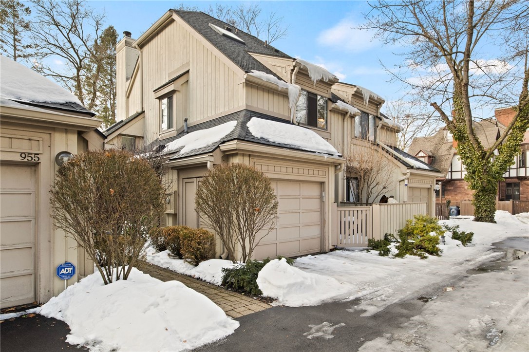 953 East Avenue Rochester, NY 14607 - Photo 2 of 29