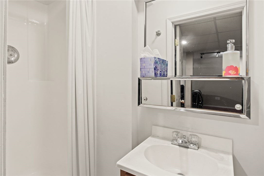 953 East Avenue Rochester, NY 14607 - Photo 28 of 29