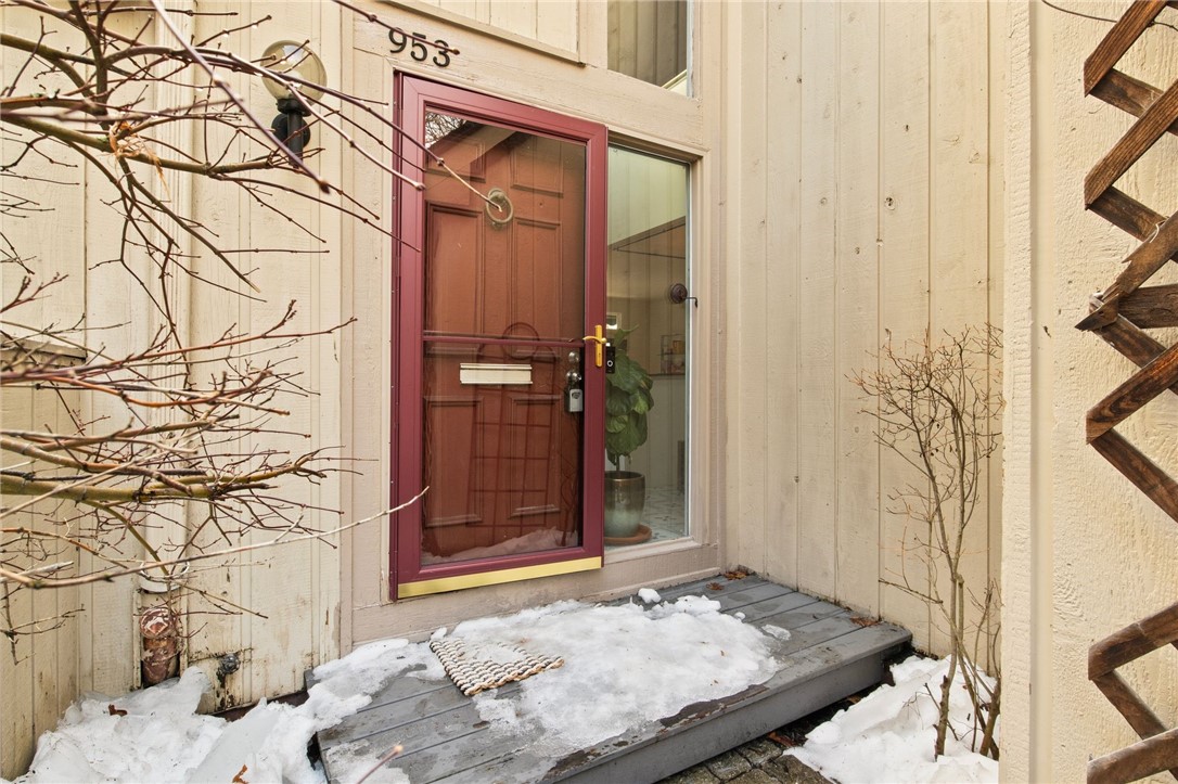 953 East Avenue Rochester, NY 14607 - Photo 3 of 29