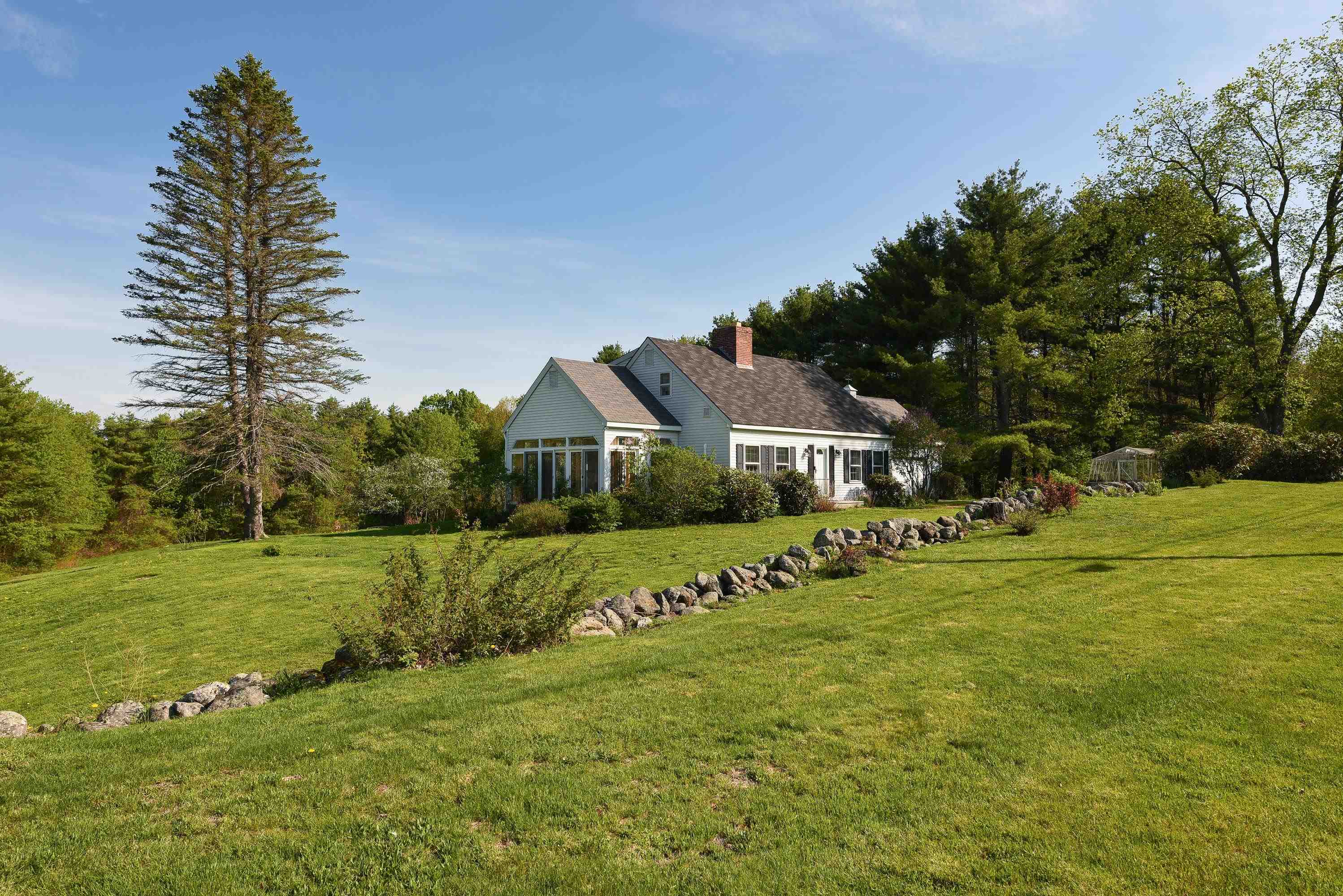 5 Carol Lane Meredith, NH 03253 - Photo 12 of 45