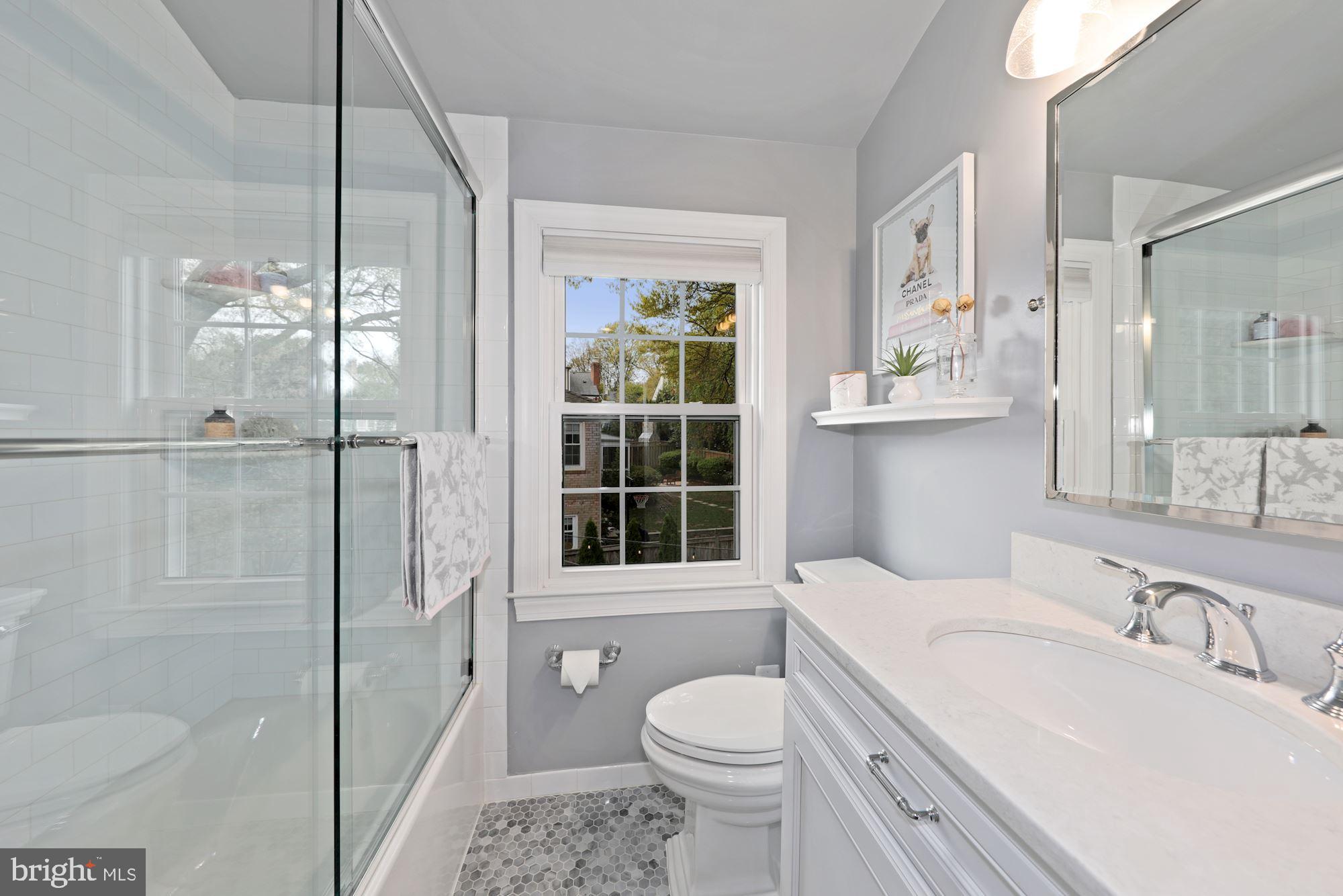 5500 Pollard Road Bethesda, MD 20816 - Photo 50 of 70 Hallway Full Bath