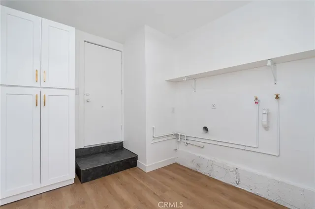 a view of a backyard with a sink