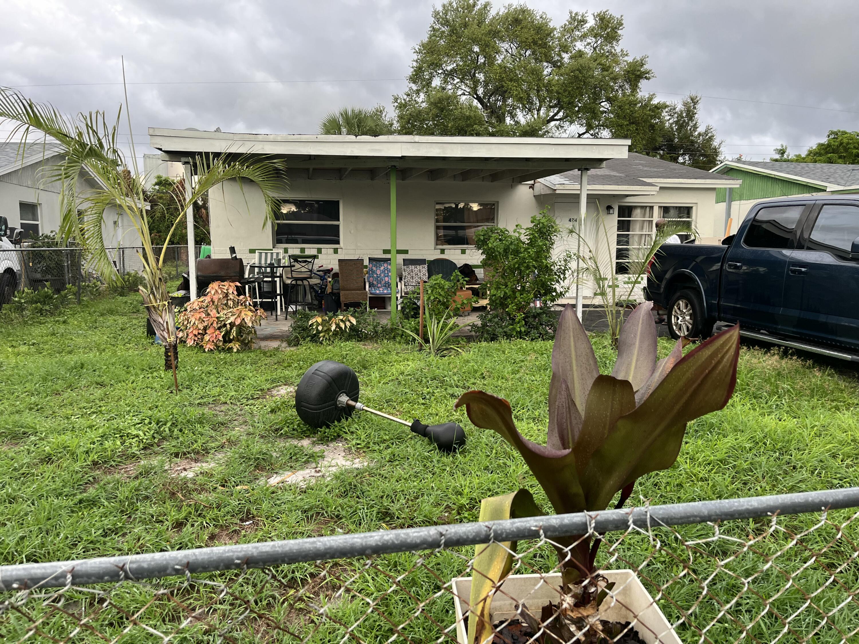 424 Northwest 2nd Terrace Deerfield Beach, FL 33441 - Photo 1 of 17 IMG_3852