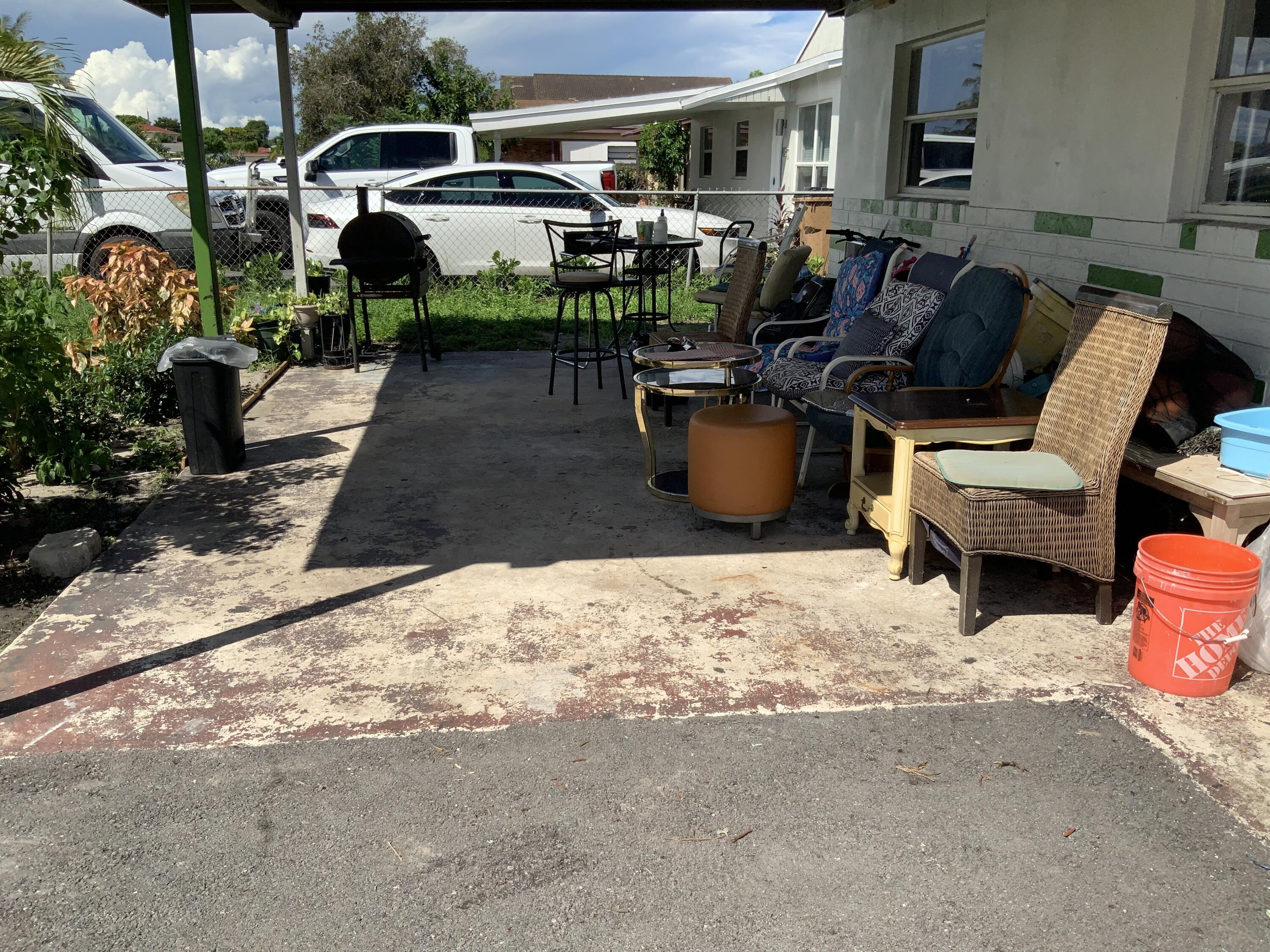 424 Northwest 2nd Terrace Deerfield Beach, FL 33441 - Photo 4 of 17 IMG_4849