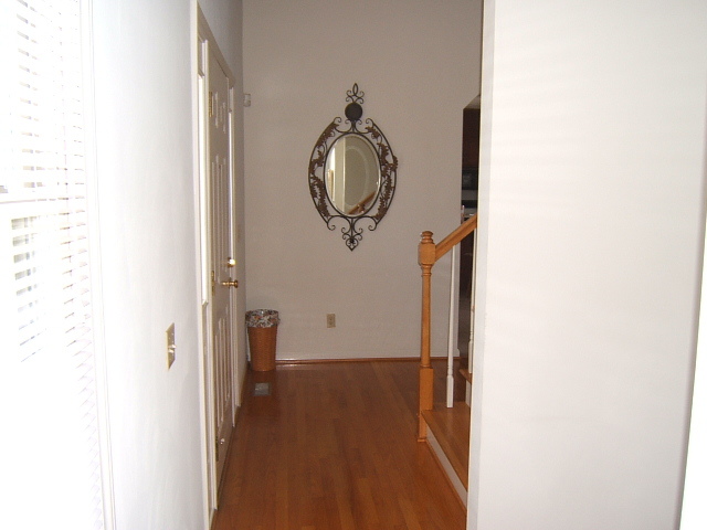 274 Winesap Road Roanoke, VA 24019 - Photo 16 of 40 Hall