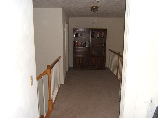 274 Winesap Road Roanoke, VA 24019 - Photo 20 of 40 Hall Up