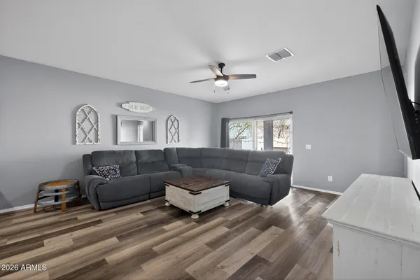 $412,500 | 7644 West Florence Avenue, Phoenix, AZ 85043