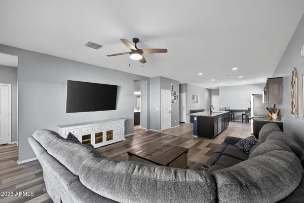 $412,500 | 7644 West Florence Avenue, Phoenix, AZ 85043