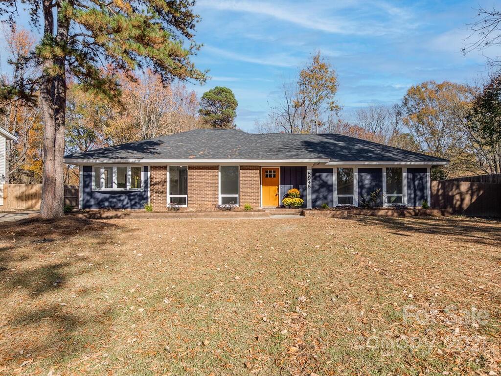 5945 Bluebonnet Road Charlotte, NC 28212 - Photo 2 of 29 Gallery Image 2