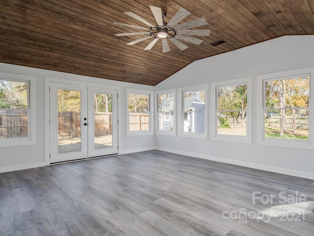 5945 Bluebonnet Road Charlotte, NC 28212 - Photo 13 of 29 Gallery Image 13