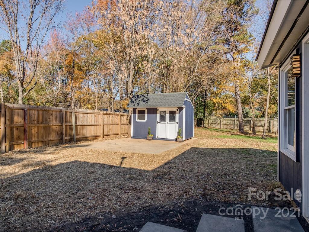 5945 Bluebonnet Road Charlotte, NC 28212 - Photo 24 of 29 Gallery Image 24