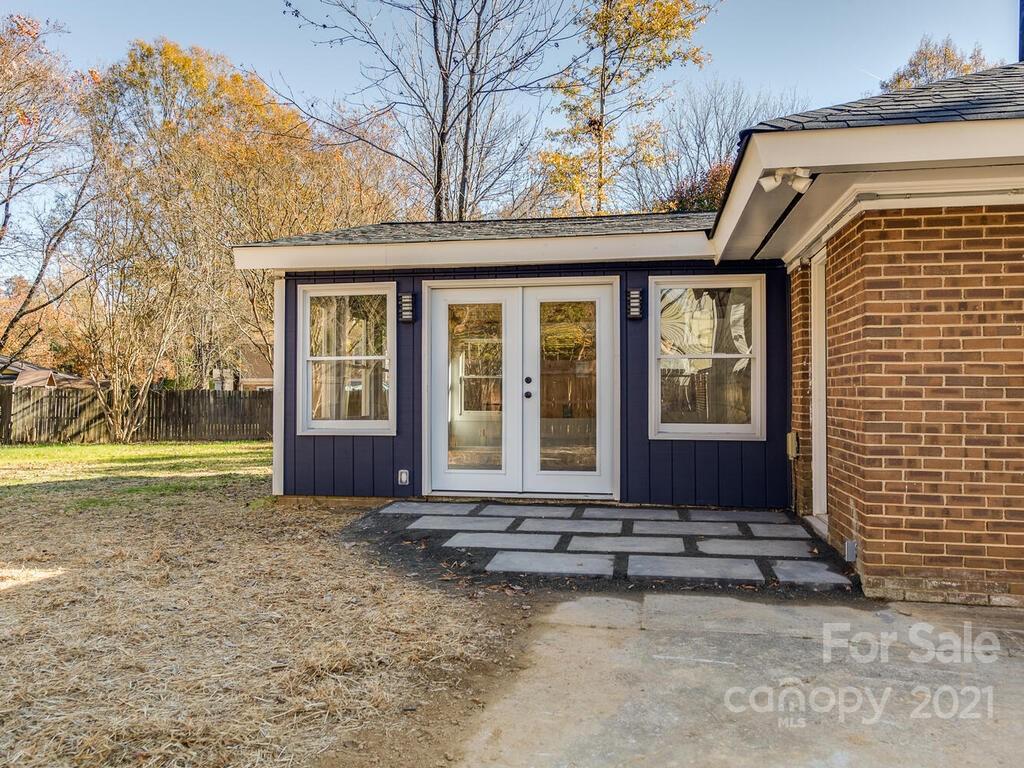 5945 Bluebonnet Road Charlotte, NC 28212 - Photo 25 of 29 Gallery Image 25