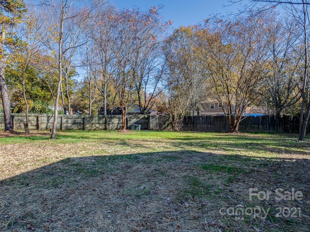 5945 Bluebonnet Road Charlotte, NC 28212 - Photo 27 of 29 Gallery Image 27