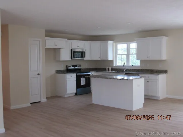 $499,900 | 73 Warm Earth Road, Naugatuck, CT 06770