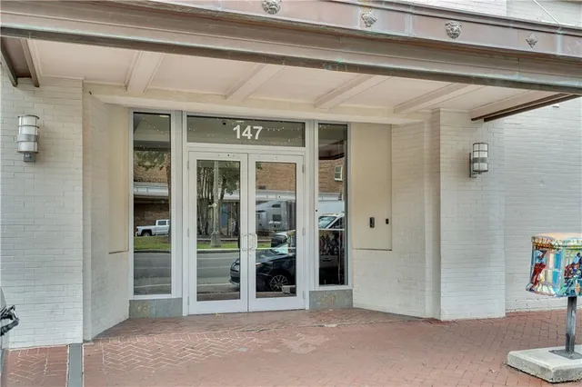 $2,000 | 1201 Canal Street, Unit 361, New Orleans, LA 70112