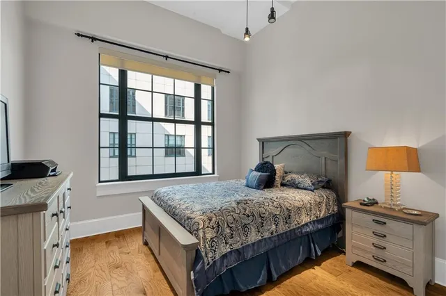 $2,000 | 1201 Canal Street, Unit 361, New Orleans, LA 70112