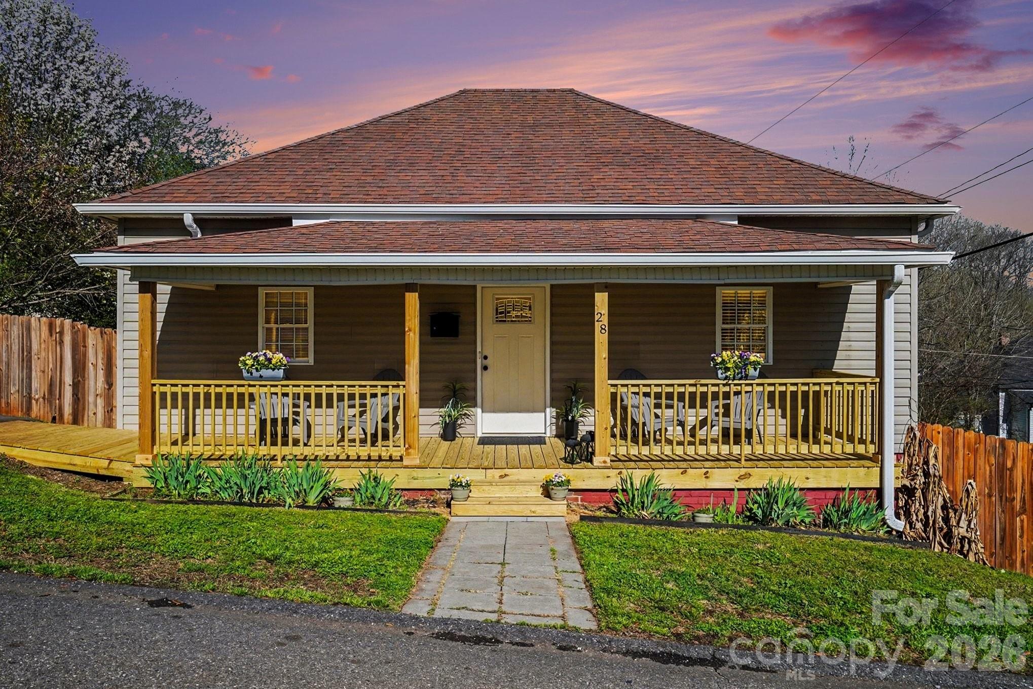 28 2nd Street Cramerton, NC 28032 - Photo 1 of 34