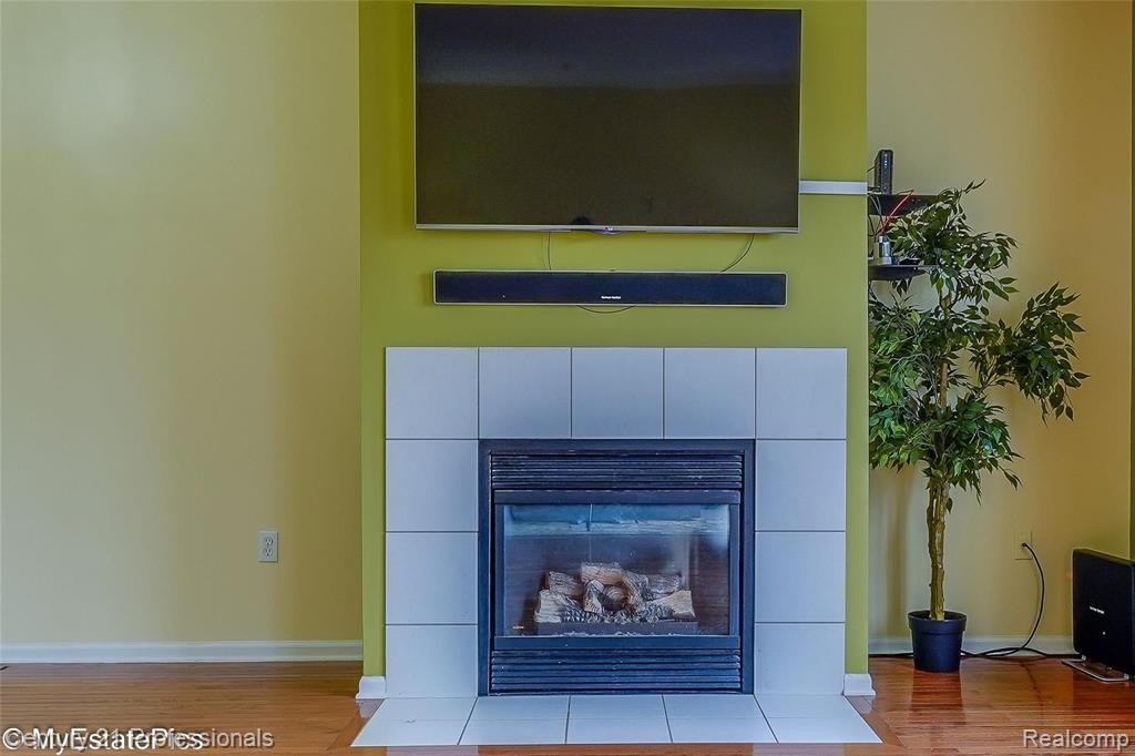 622 Cherry Orchard Road Canton, MI 48188 - Photo 11 of 40