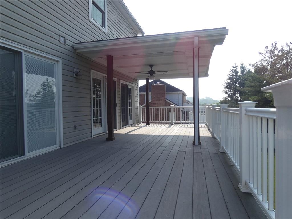 606 Victory Road Pittsburgh, PA 15237 - Photo 2 of 27 Gallery Image 2