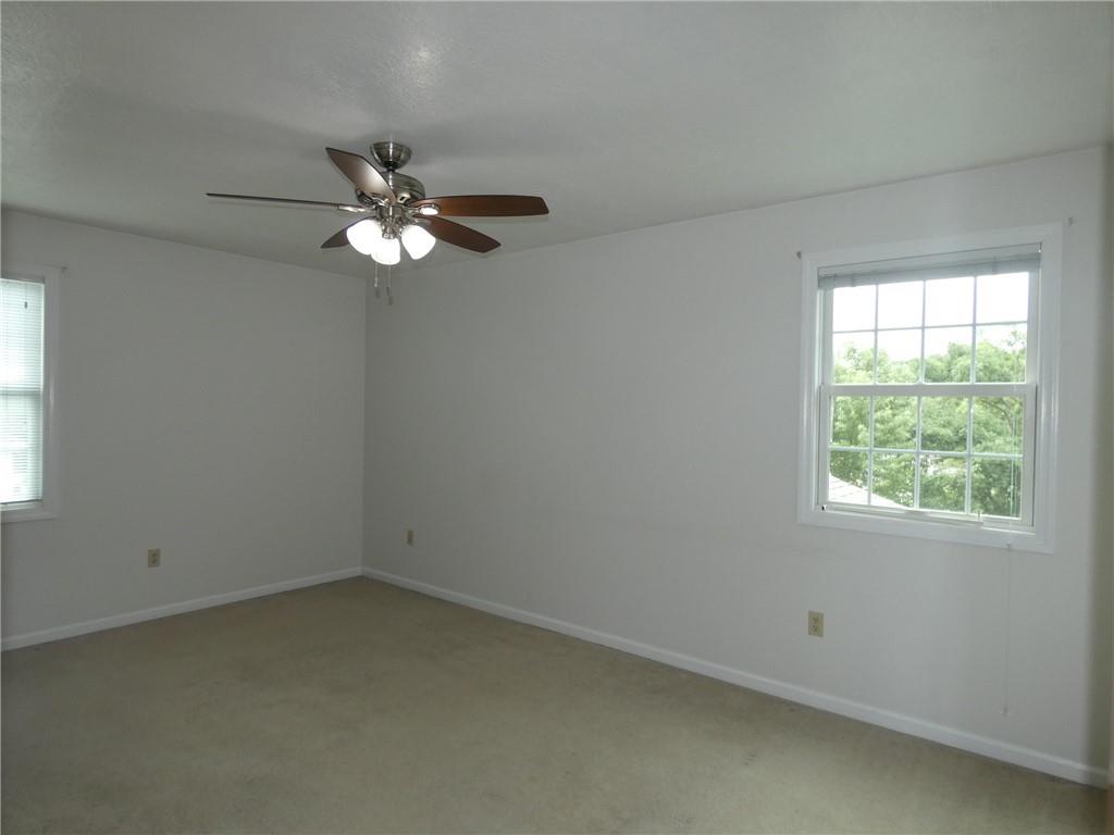 606 Victory Road Pittsburgh, PA 15237 - Photo 23 of 27 Gallery Image 23