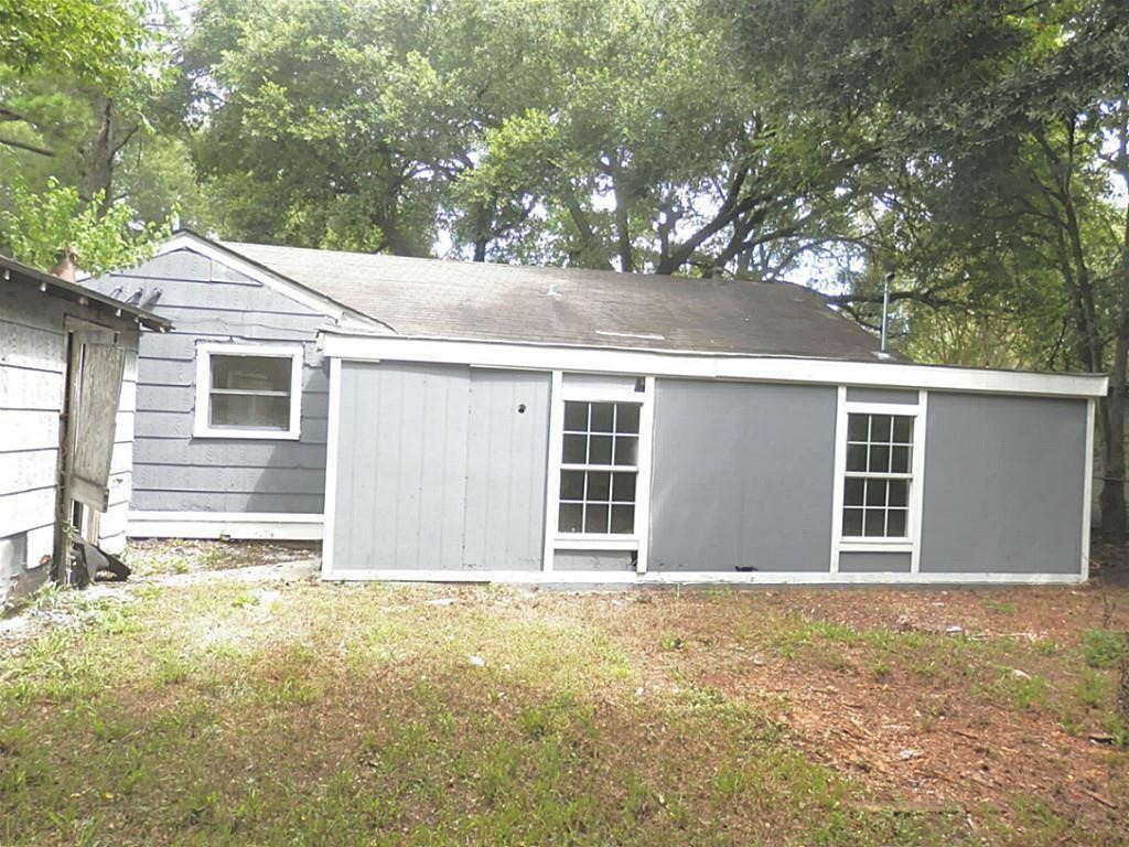 5318 Chennault Road Houston, TX 77033 - Photo 14 of 15