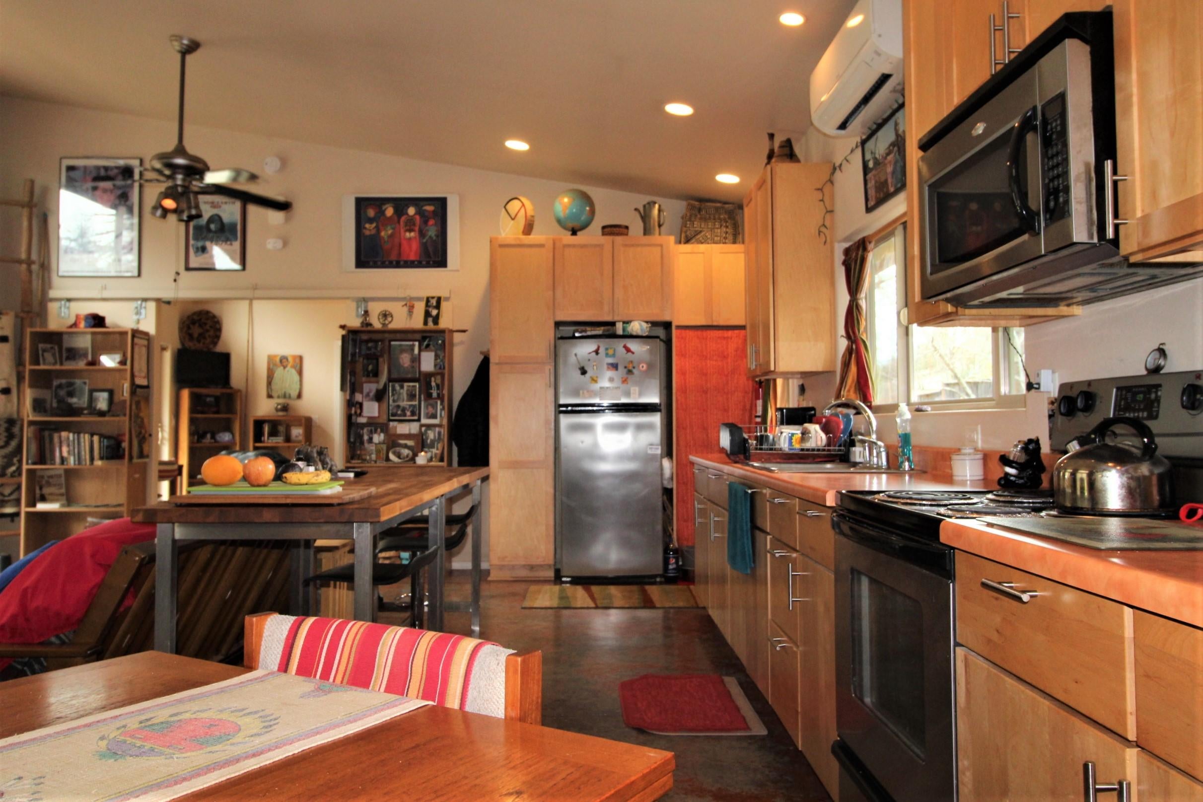 2200 Little Applegate Road Jacksonville, OR 97530 - Photo 8 of 39 2200 more kitchen