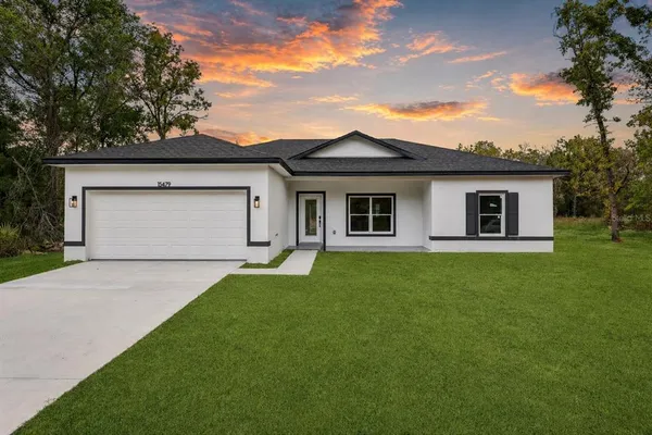 $274,500 | 15479 Southeast 115th Place Road, Ocklawaha, FL 32179